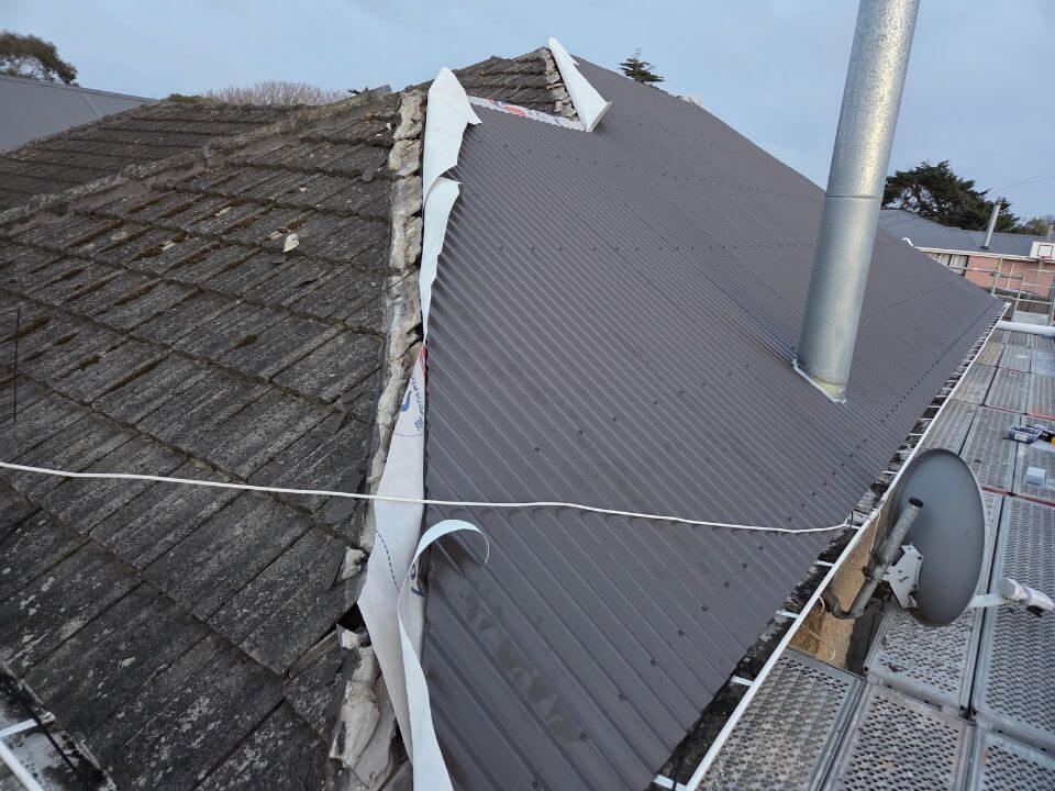 concrete tile roof conversion to metal longrun during process
